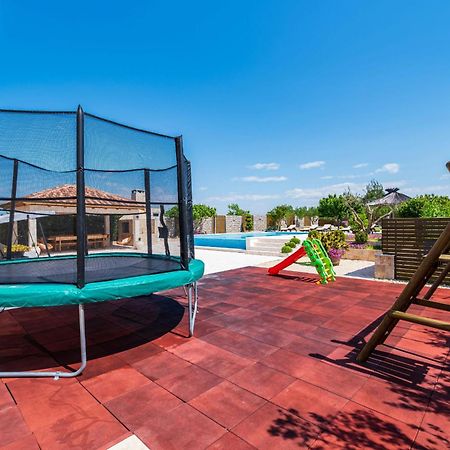Villa Olive Garden Zadarvillas Pristeg Exterior foto